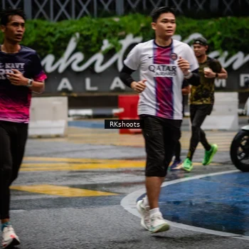 Runner Photo 7875786