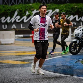Runner Photo 7875787