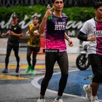 Runner Photo 7875792