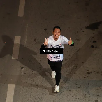 Runner Photo 7875797
