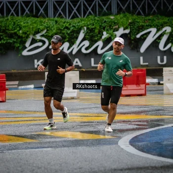 Runner Photo 7875798