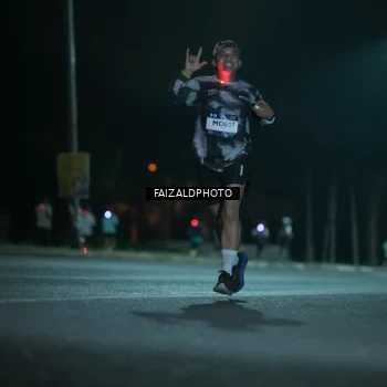 Runner Photo 7875799