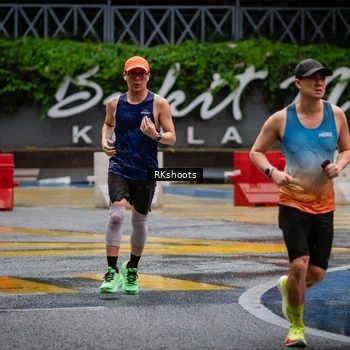 Runner Photo 7875800