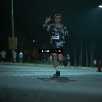 Runner Photo 7875802