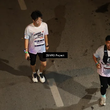 Runner Photo 7875812