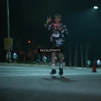 Runner Photo 7875816
