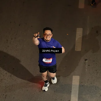 Runner Photo 7875845