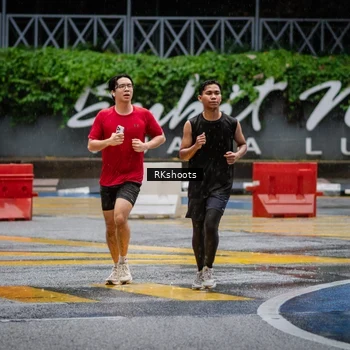 Runner Photo 7875859