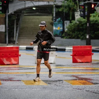 Runner Photo 7875898