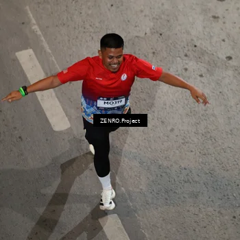 Runner Photo 7875913