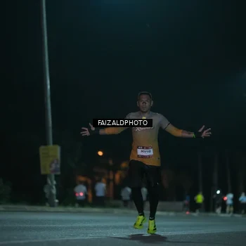 Runner Photo 7875914