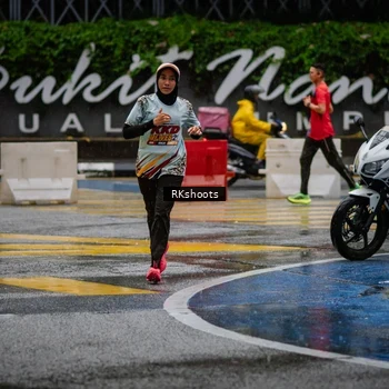 Runner Photo 7875917
