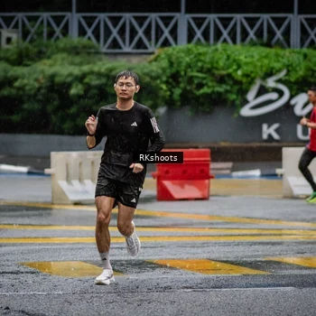 Runner Photo 7875938