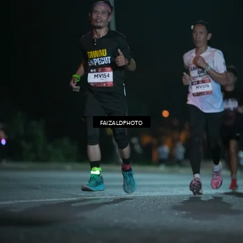 Runner Photo 7875946
