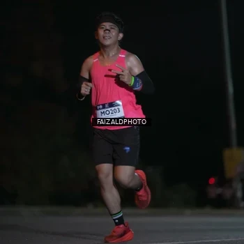 Runner Photo 7875986