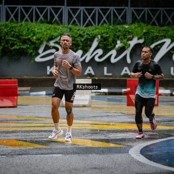 Runner Photo 7875996