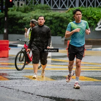 Runner Photo 7876025