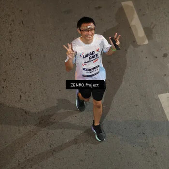 Runner Photo 7876046