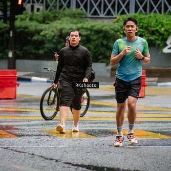 Runner Photo 7876047