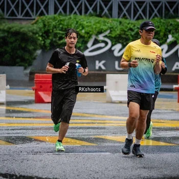 Runner Photo 7876066