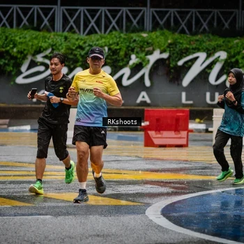 Runner Photo 7876068