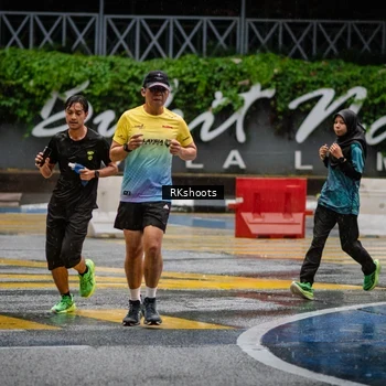 Runner Photo 7876076