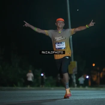 Runner Photo 7876086