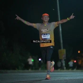 Runner Photo 7876093