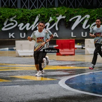 Runner Photo 7876096
