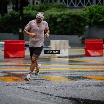 Runner Photo 7876107