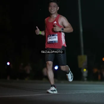Runner Photo 7876108