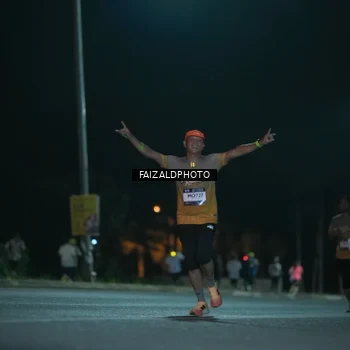 Runner Photo 7876109