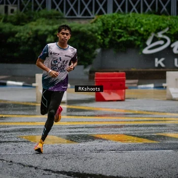 Runner Photo 7876126