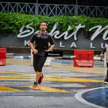 Runner Photo 7876132