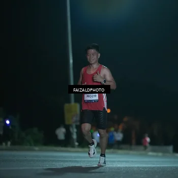 Runner Photo 7876140