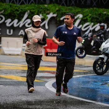 Runner Photo 7876143
