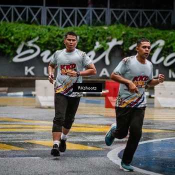Runner Photo 7876169