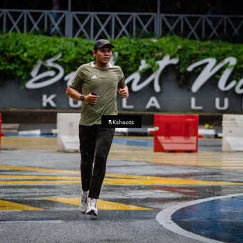 Runner Photo 7876185