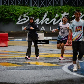 Runner Photo 7876221
