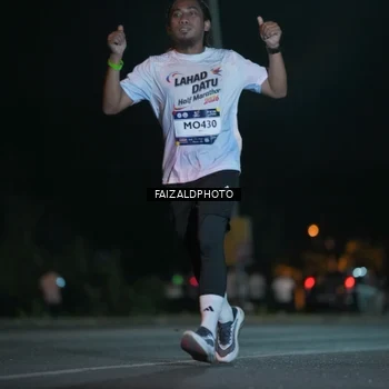 Runner Photo 7876225