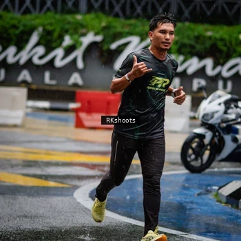 Runner Photo 7876231