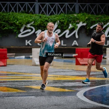Runner Photo 7876237