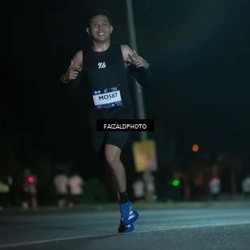 Runner Photo 7876245
