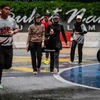 Runner Photo 7876257