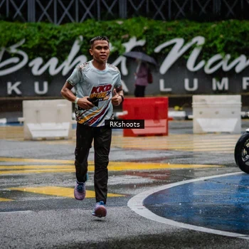 Runner Photo 7876278