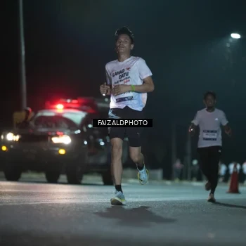 Runner Photo 7876318
