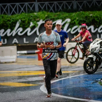 Runner Photo 7876323