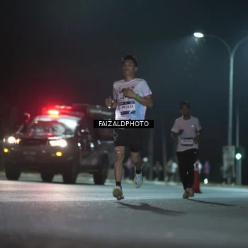 Runner Photo 7876333