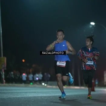 Runner Photo 7876343