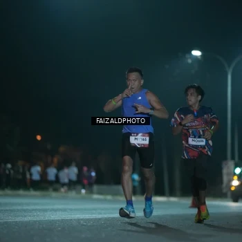 Runner Photo 7876346